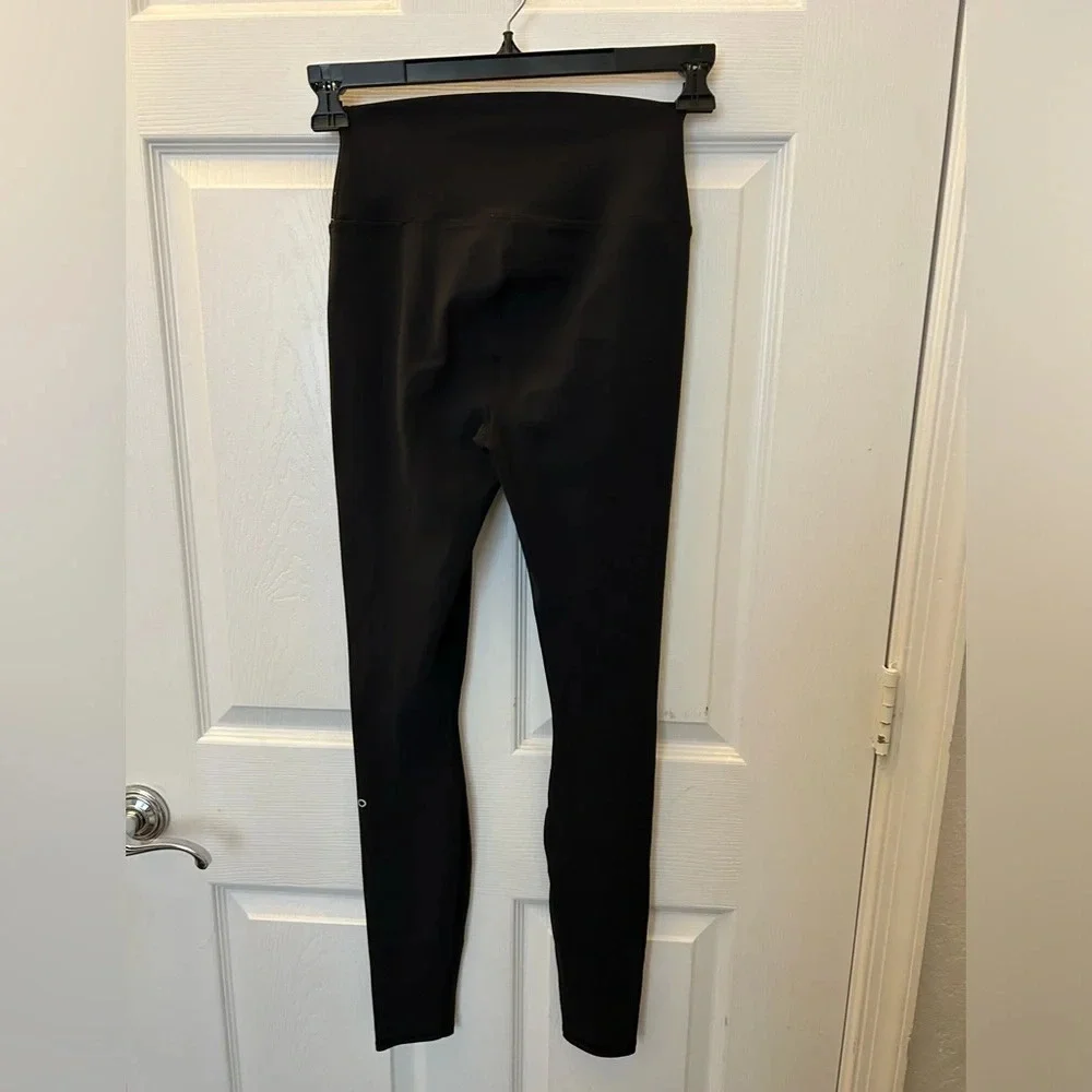 ! alo yoga leggings | 7/8 High-waisted ripped warrior - black